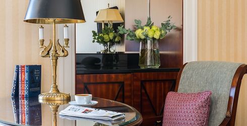 hotel room image