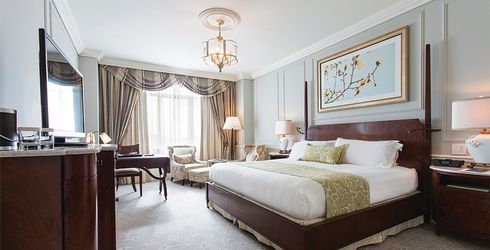 hotel room image