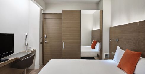 hotel room image