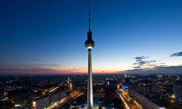 Park Inn by Radisson Berlin Alexanderplatz hotel in Berlim