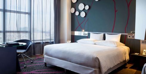 hotel room image