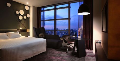 hotel room image