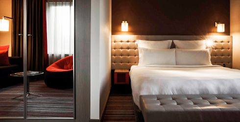 hotel room image