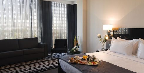 hotel room image