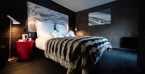 hotel room image