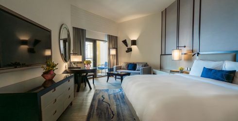 hotel room image