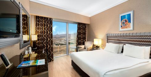 hotel room image