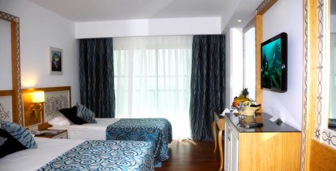 hotel room image