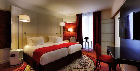 hotel room image