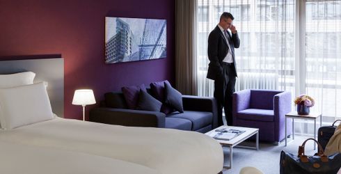 hotel room image