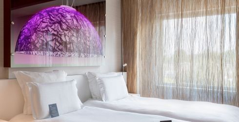 hotel room image