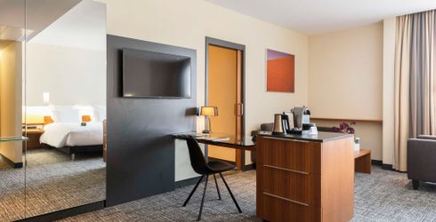 hotel room image
