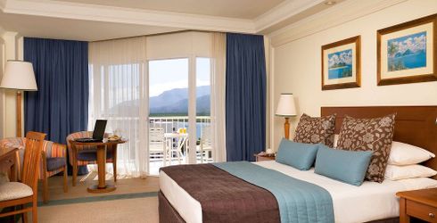 hotel room image