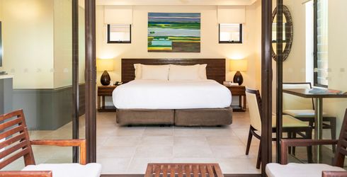 hotel room image