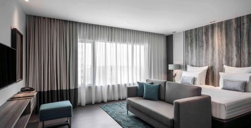 hotel room image