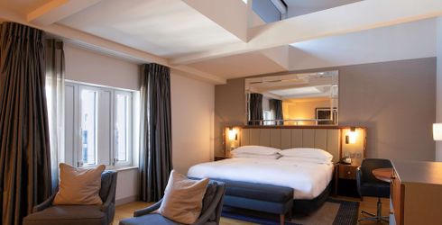 hotel room image