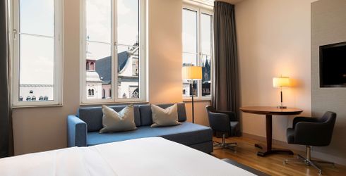 hotel room image