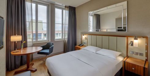 hotel room image