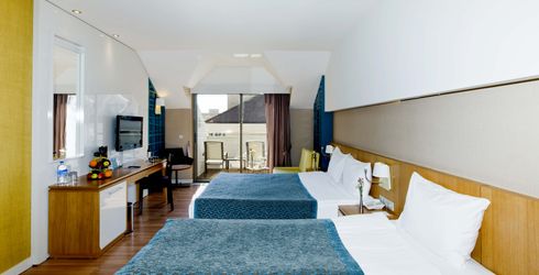hotel room image