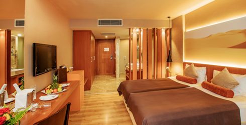 hotel room image