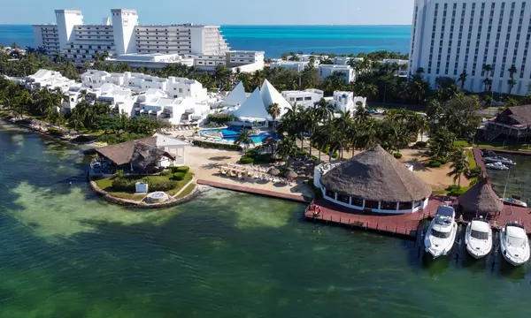 Sunset Marina & Yacht Club - All Inclusive hotel in Cancún