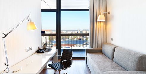 hotel room image