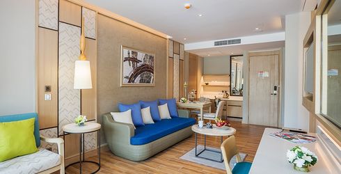 hotel room image