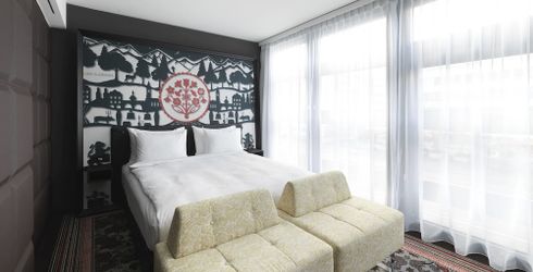 hotel room image