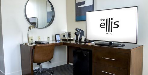 hotel room image
