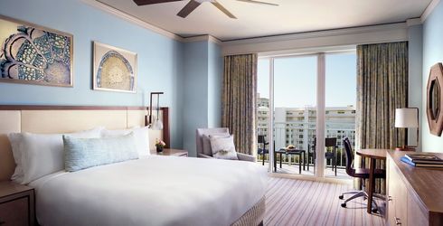 hotel room image
