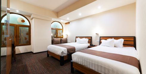 hotel room image