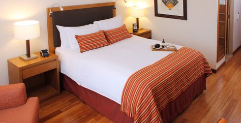 hotel room image