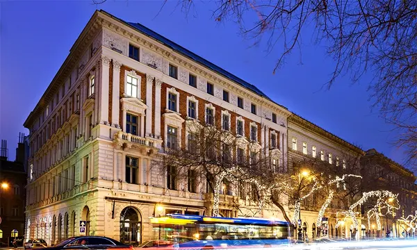 Hotel Moments Budapest hotel in Budapest