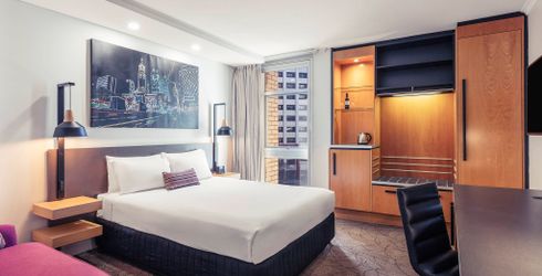 hotel room image