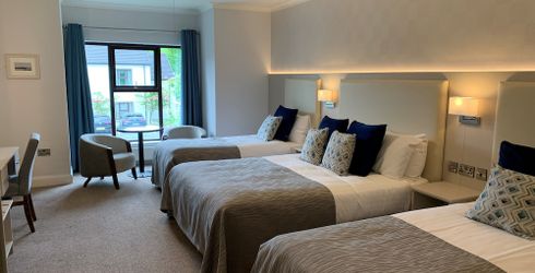 hotel room image