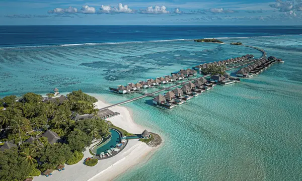 Four Seasons Resort Maldives at Kuda Huraa hotel in Malediven