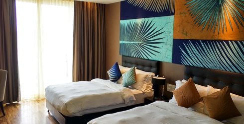 hotel room image