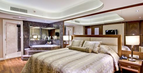hotel room image