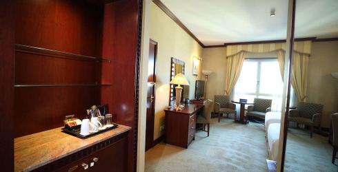 hotel room image