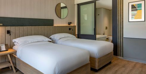 hotel room image