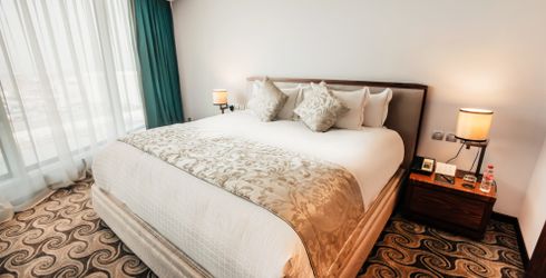 hotel room image