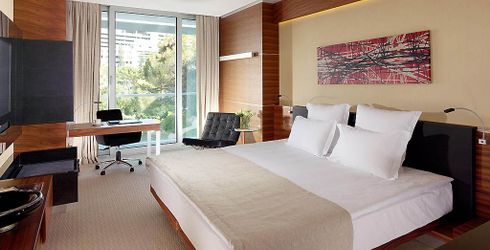 hotel room image