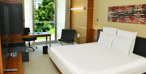 hotel room image