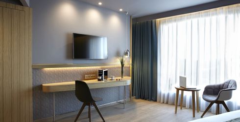 hotel room image