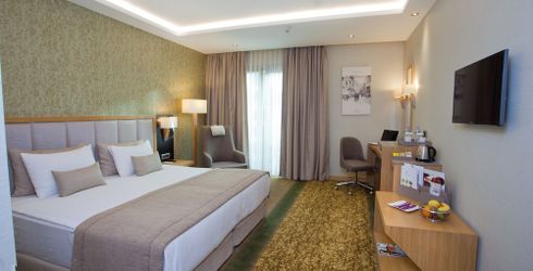 hotel room image