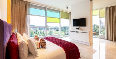 hotel room image