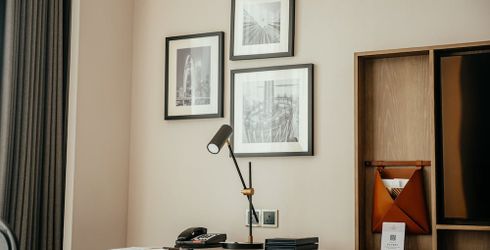 hotel room image
