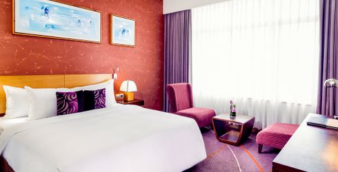 hotel room image