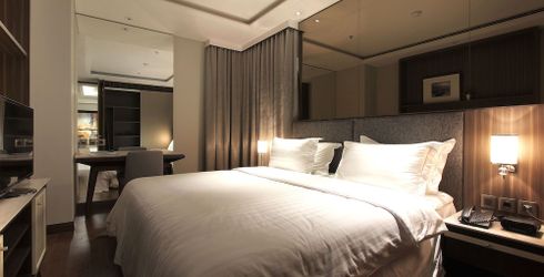 hotel room image