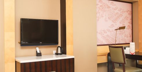 hotel room image